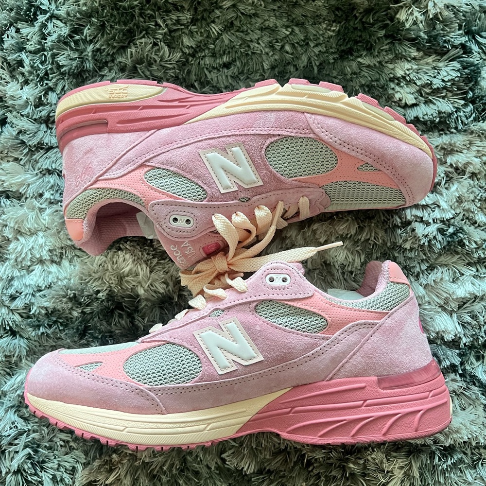 🌷JOE FRESH GOODS x NEW BALANCE 993🌷